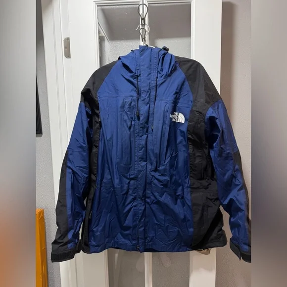 The North Face Men’s Summit Series GORE-TEX® Jacket-Vintage - Picture 1 of 15